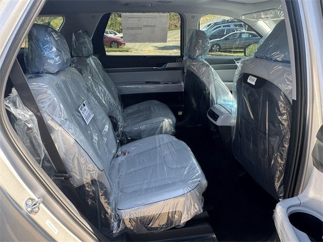 new 2025 Hyundai Palisade car, priced at $44,693