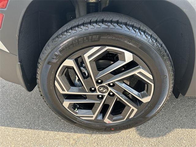 new 2025 Hyundai Tucson car, priced at $42,440