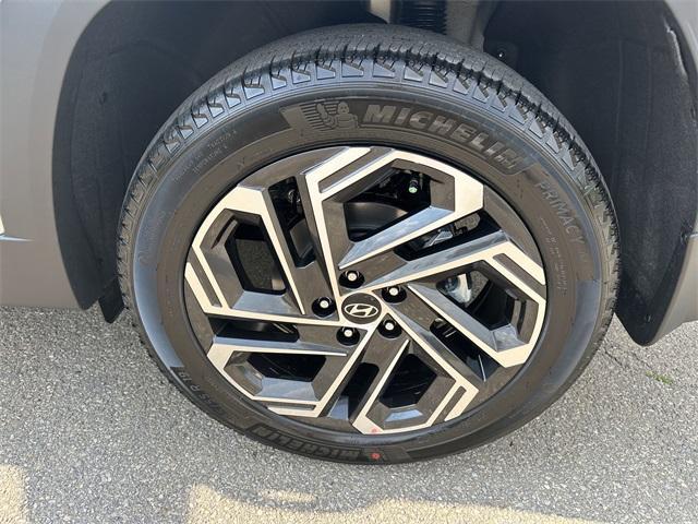 new 2025 Hyundai Tucson car, priced at $42,440