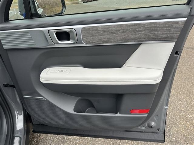 new 2025 Hyundai Santa Fe car, priced at $42,652