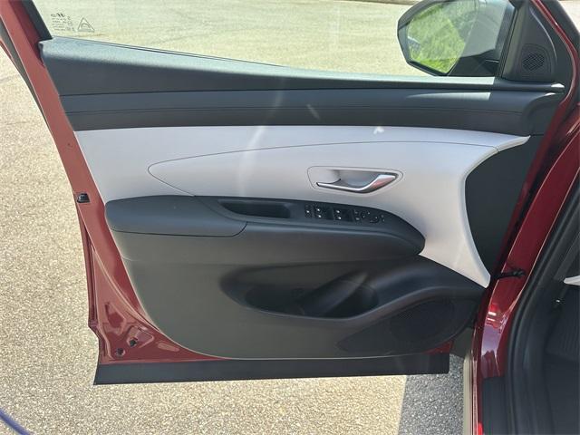 new 2025 Hyundai Tucson car, priced at $31,289