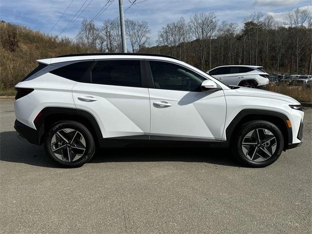 new 2025 Hyundai Tucson Hybrid car, priced at $36,956