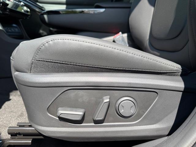 new 2025 Hyundai TUCSON Hybrid car, priced at $35,268