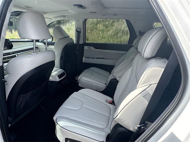 new 2025 Hyundai Palisade car, priced at $54,975