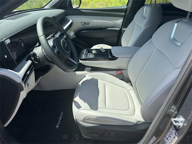 new 2025 Hyundai TUCSON Hybrid car, priced at $39,506