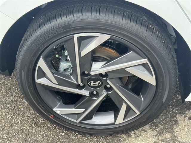 new 2025 Hyundai ELANTRA HEV car, priced at $27,951