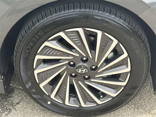 new 2025 Hyundai Sonata Hybrid car, priced at $38,729