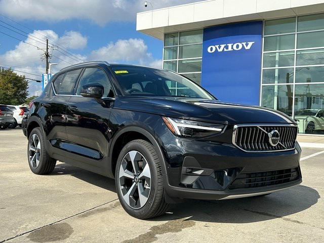 new 2025 Volvo XC40 car, priced at $48,315