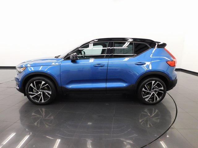 used 2020 Volvo XC40 car, priced at $26,980