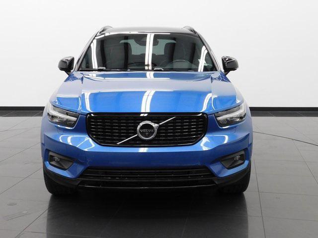 used 2020 Volvo XC40 car, priced at $26,980