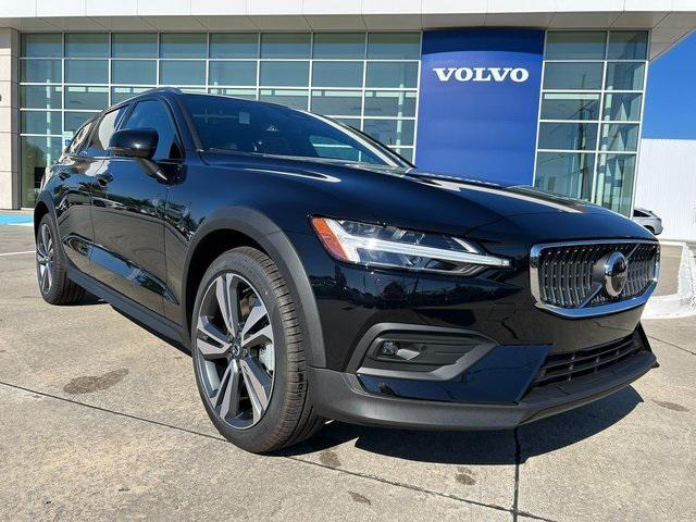 new 2025 Volvo V60 Cross Country car, priced at $54,225