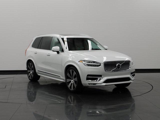 used 2022 Volvo XC90 car, priced at $48,990