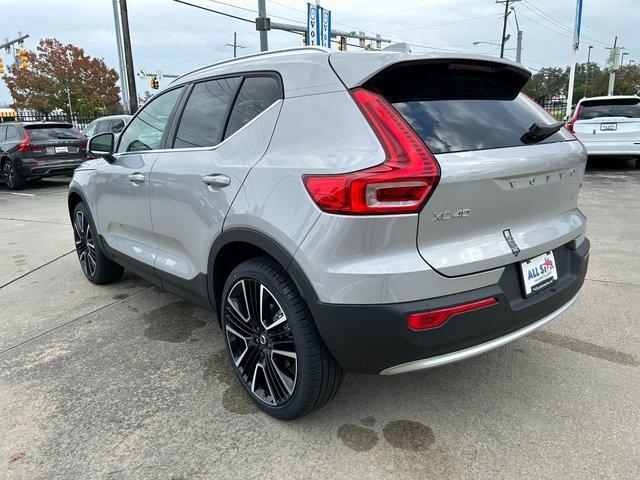 new 2025 Volvo XC40 car, priced at $54,995