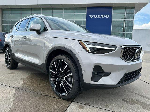 new 2025 Volvo XC40 car, priced at $54,995