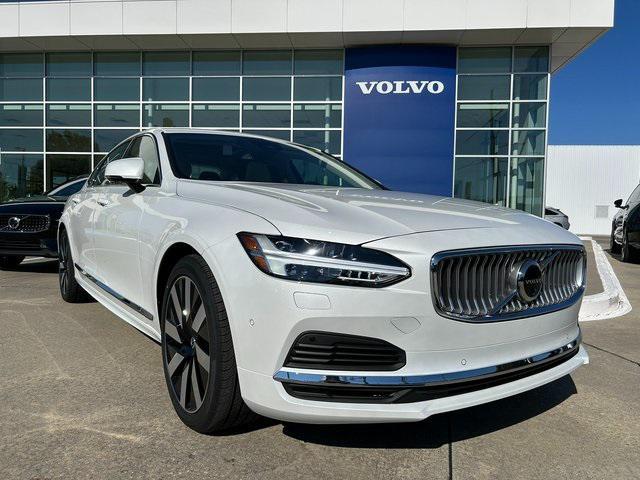 new 2024 Volvo S90 Recharge Plug-In Hybrid car, priced at $68,597