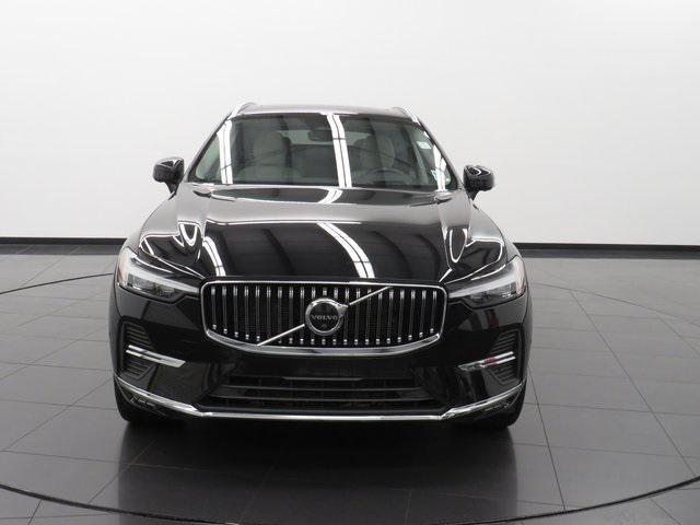 used 2022 Volvo XC60 car, priced at $38,489