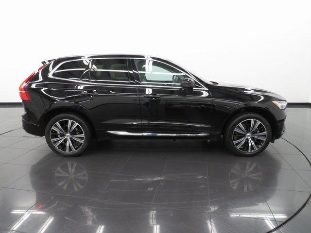 used 2022 Volvo XC60 car, priced at $38,489