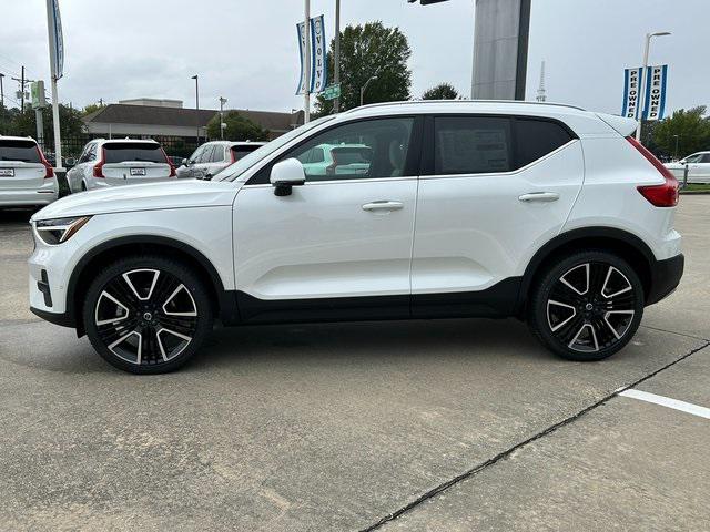 new 2025 Volvo XC40 car, priced at $56,060