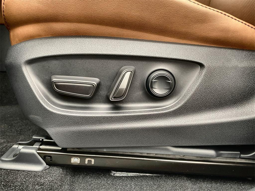 new 2025 Toyota Crown Signia car, priced at $49,630