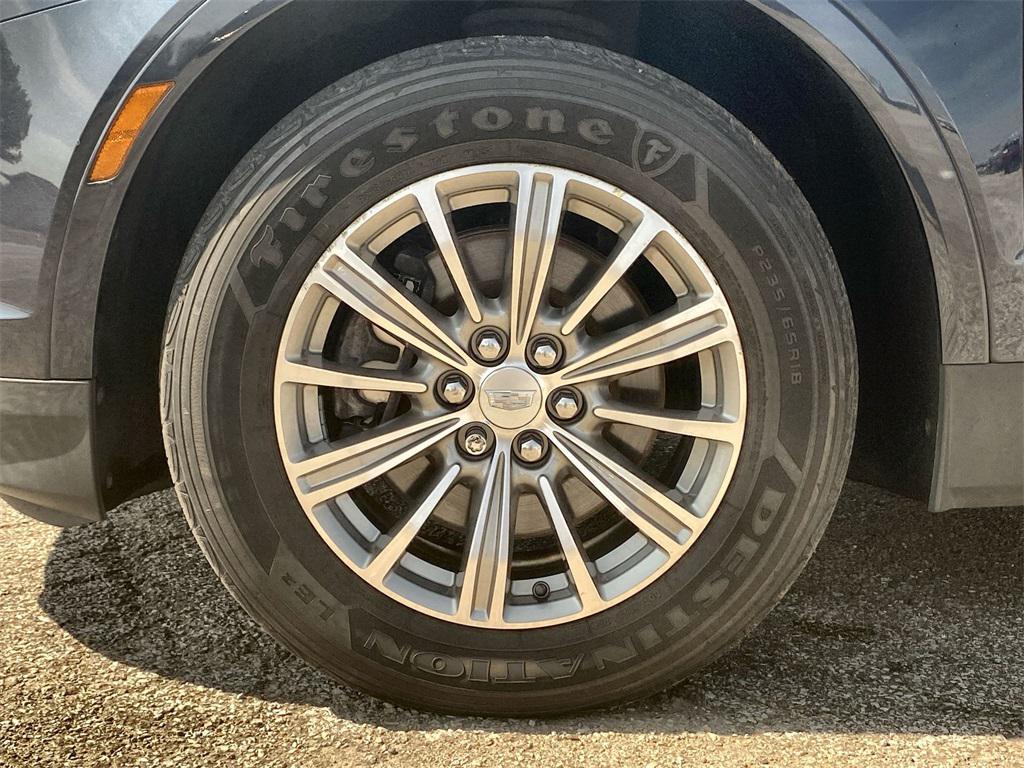 used 2018 Cadillac XT5 car, priced at $19,799