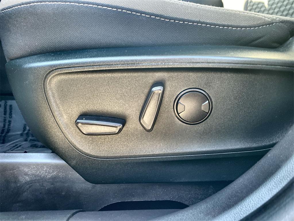 used 2022 Ford Escape car, priced at $21,327