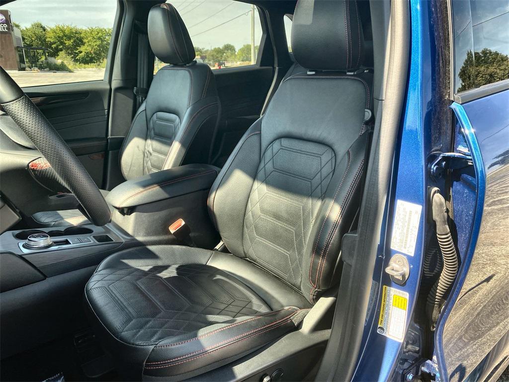 used 2023 Ford Escape car, priced at $27,409