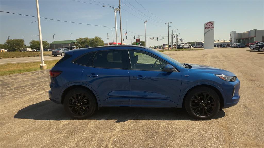 used 2023 Ford Escape car, priced at $27,409