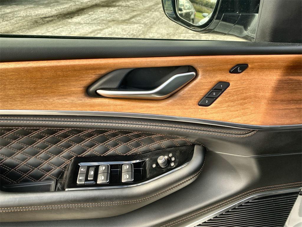 used 2022 Jeep Grand Cherokee 4xe car, priced at $36,922