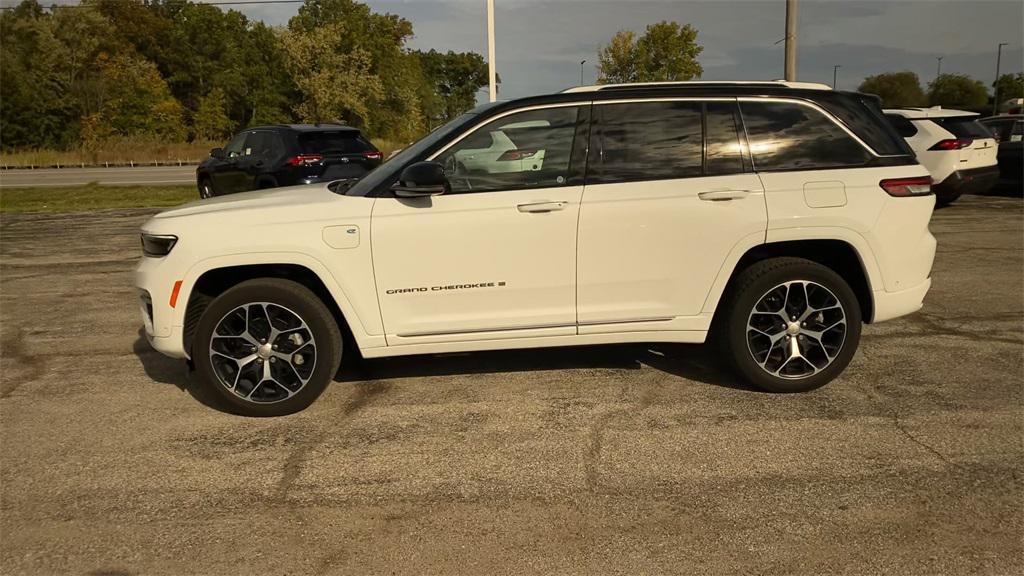 used 2022 Jeep Grand Cherokee 4xe car, priced at $36,922