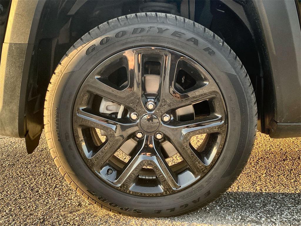 used 2022 Jeep Renegade car, priced at $18,999