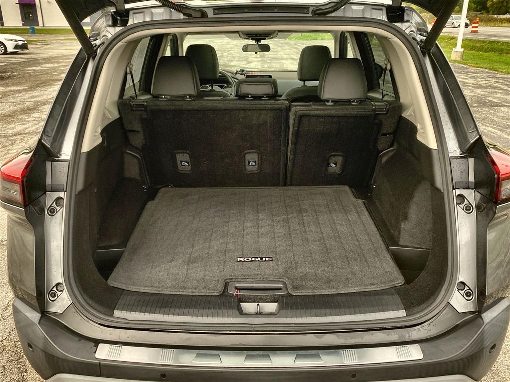 used 2022 Nissan Rogue car, priced at $21,999