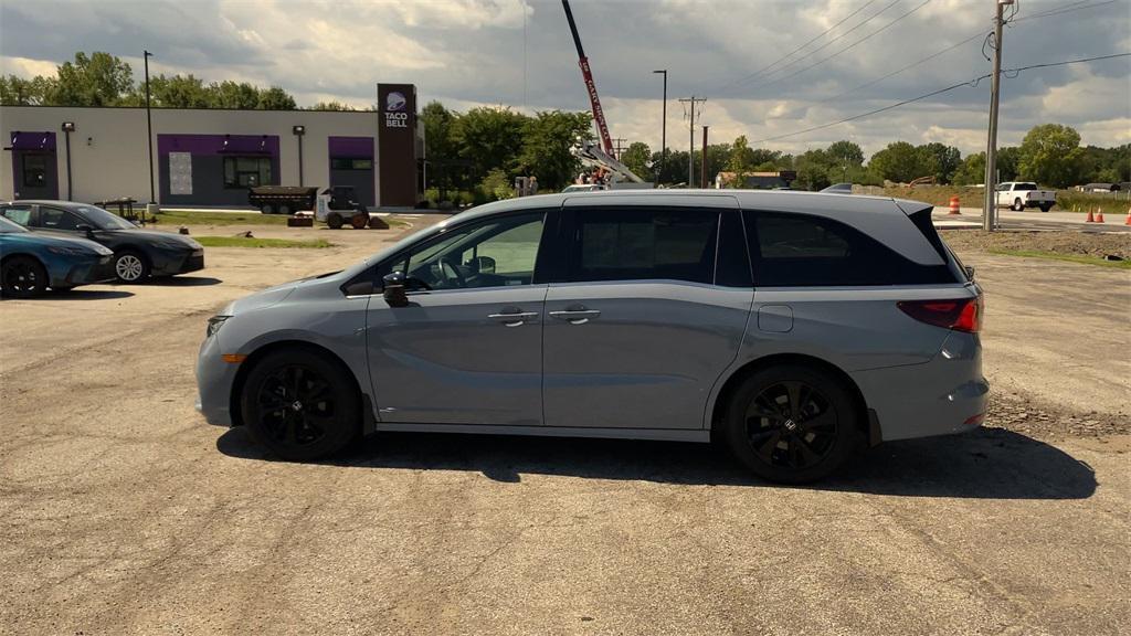 used 2023 Honda Odyssey car, priced at $37,259