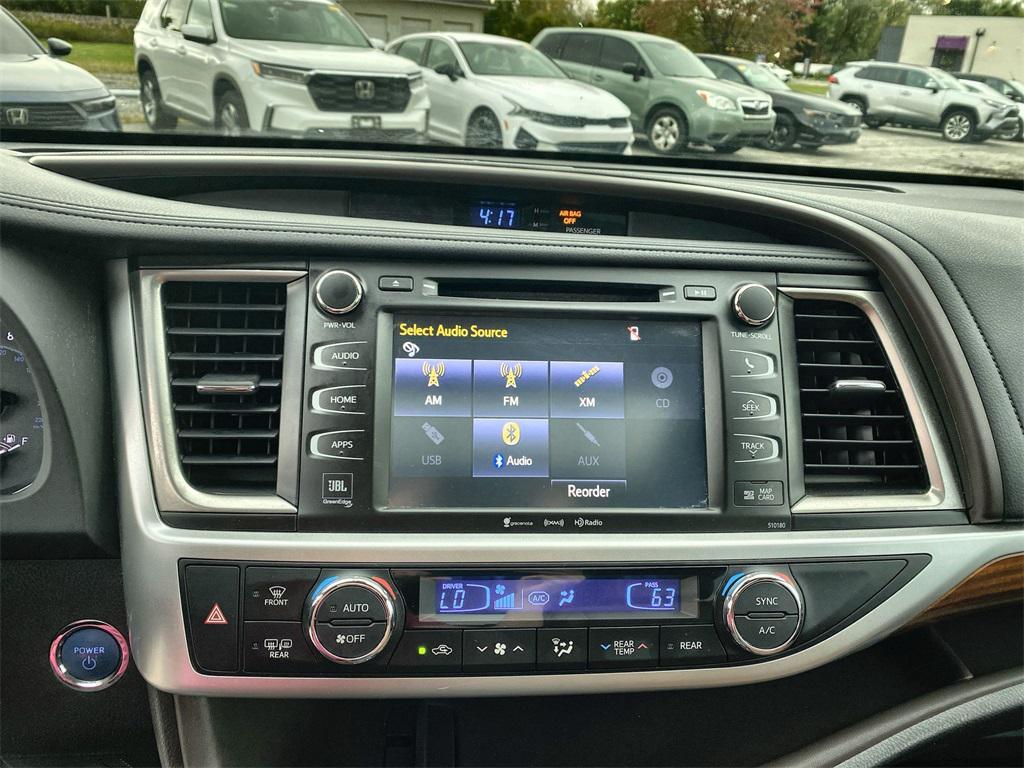 used 2018 Toyota Highlander Hybrid car, priced at $27,809