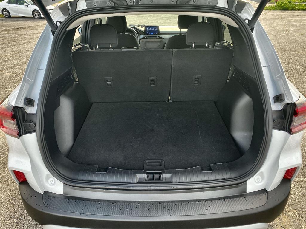 used 2025 Ford Escape car, priced at $24,915