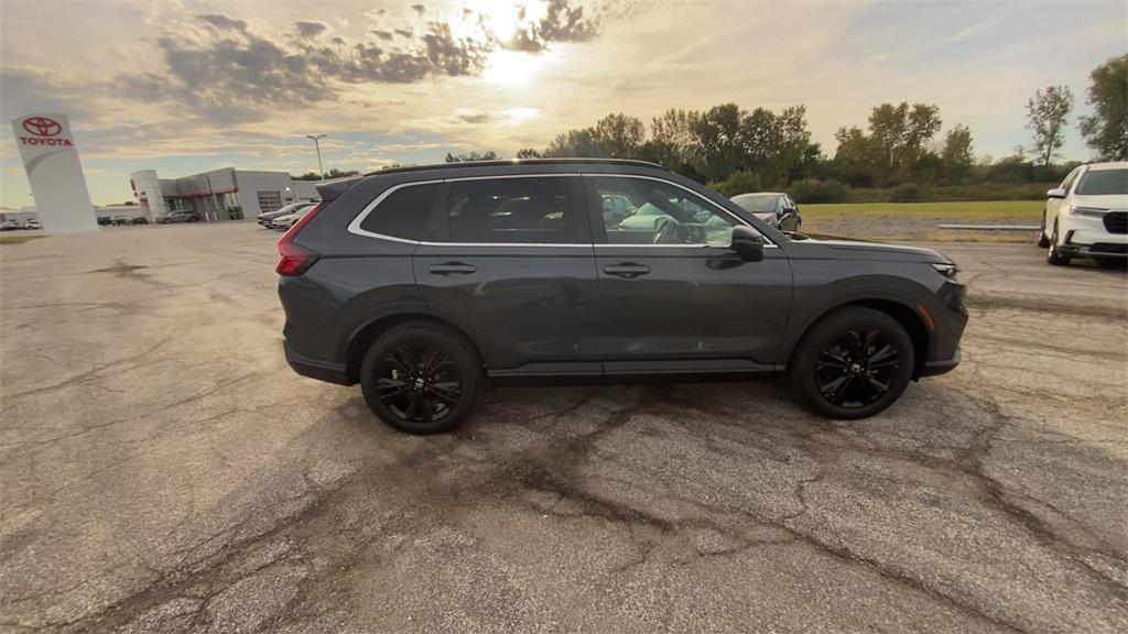 used 2023 Honda CR-V Hybrid car, priced at $34,342