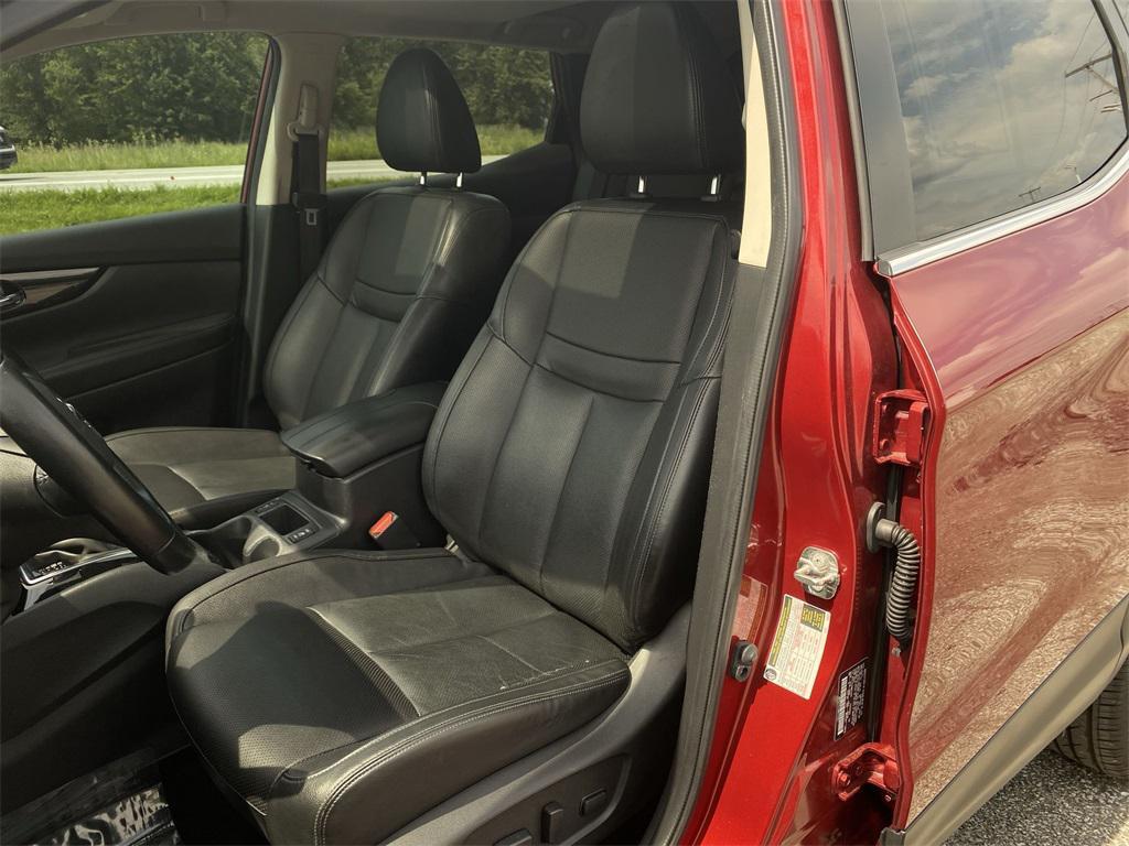 used 2021 Nissan Rogue Sport car, priced at $21,219
