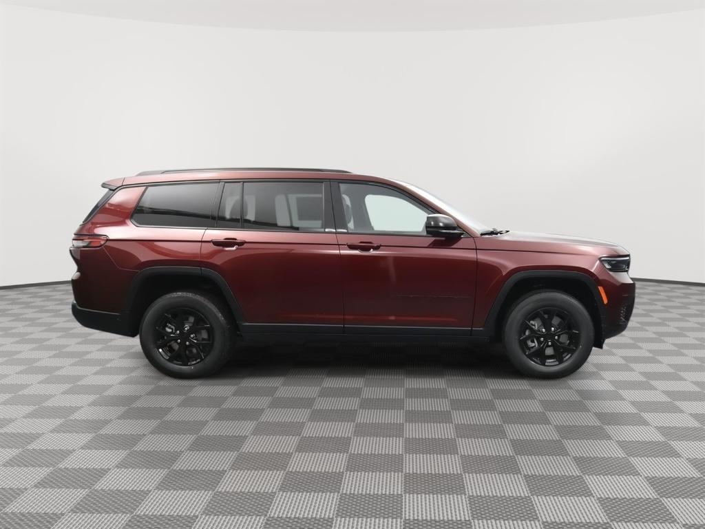 new 2025 Jeep Grand Cherokee L car, priced at $39,674