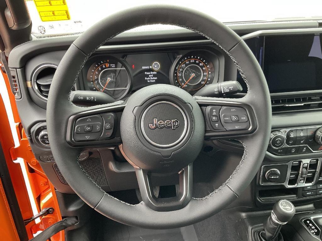 new 2025 Jeep Gladiator car, priced at $46,073
