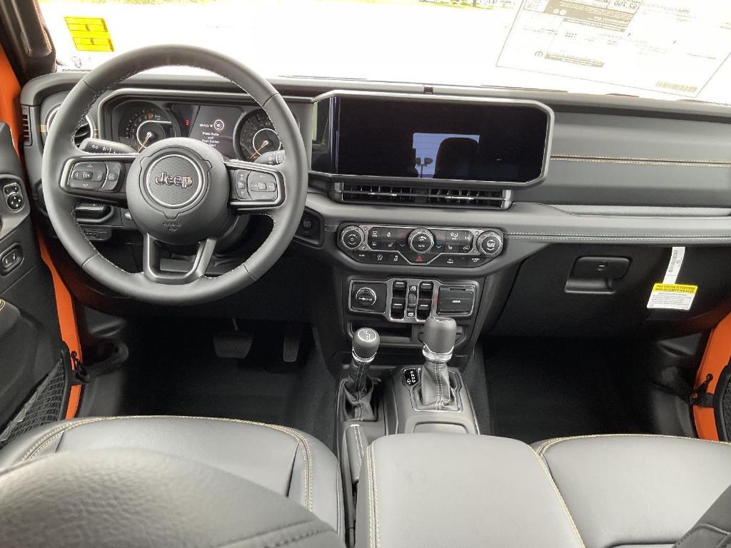 new 2025 Jeep Gladiator car, priced at $46,073