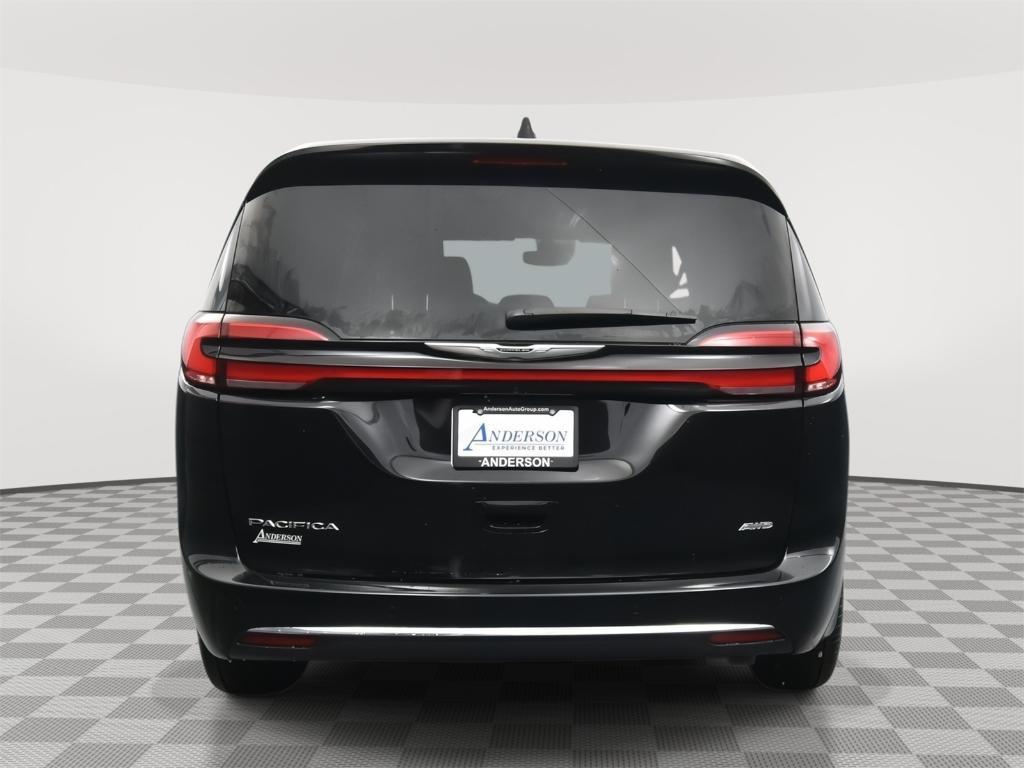 new 2025 Chrysler Pacifica car, priced at $43,920