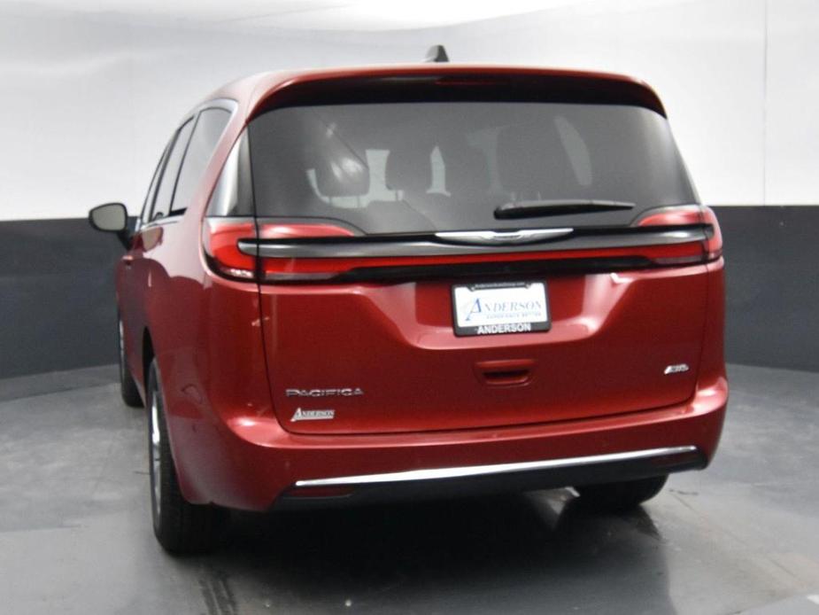 new 2025 Chrysler Pacifica car, priced at $44,915