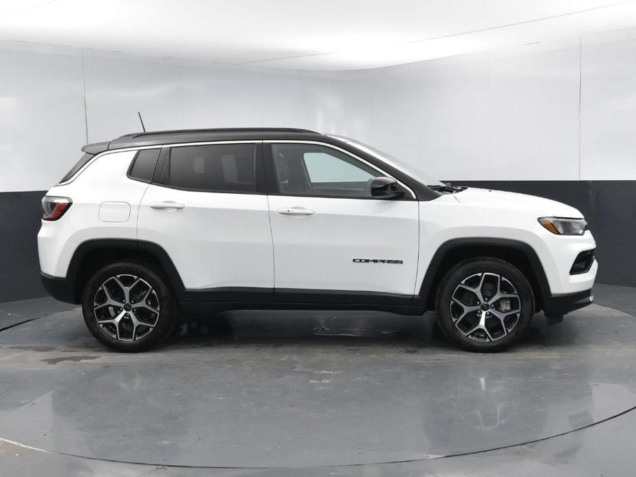 new 2025 Jeep Compass car, priced at $31,140