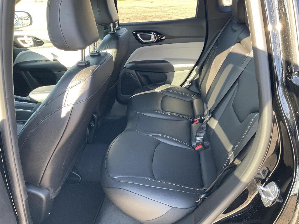 new 2025 Jeep Compass car, priced at $32,885