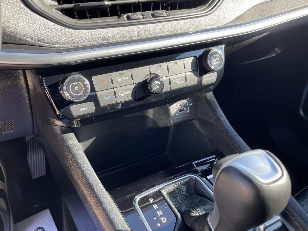 used 2024 Jeep Compass car, priced at $24,255