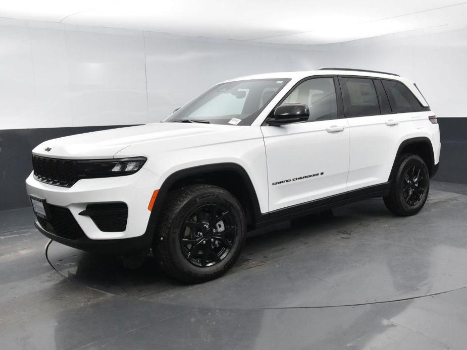 new 2024 Jeep Grand Cherokee car, priced at $41,435