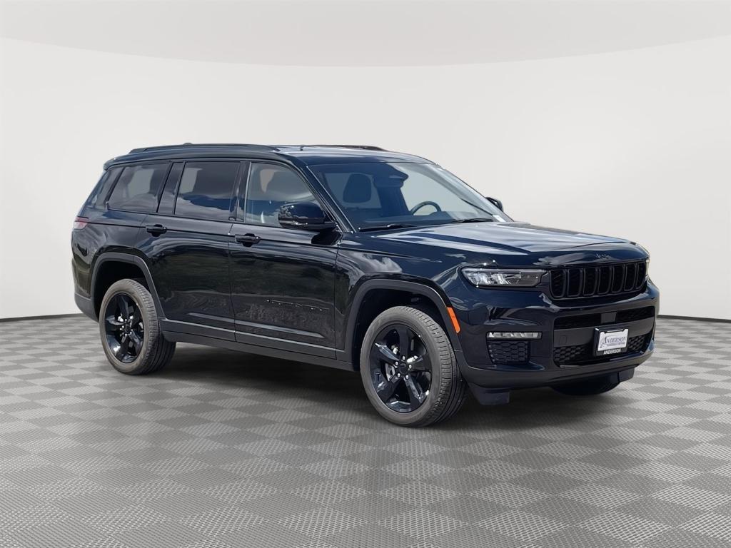 used 2024 Jeep Grand Cherokee L car, priced at $40,072