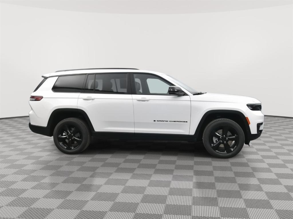 new 2025 Jeep Grand Cherokee L car, priced at $48,832