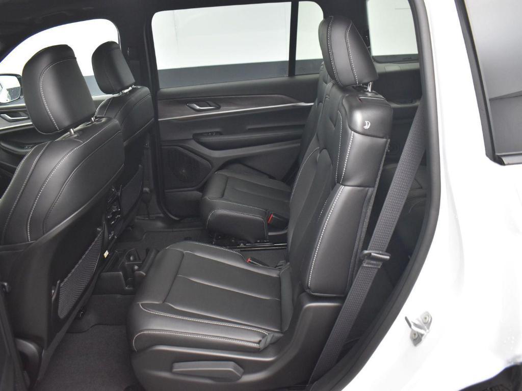 new 2025 Jeep Grand Cherokee L car, priced at $48,832