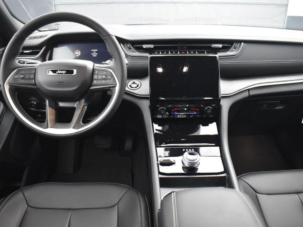 new 2025 Jeep Grand Cherokee L car, priced at $48,832