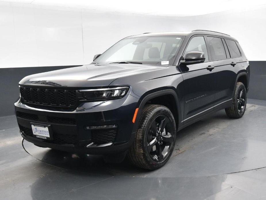 new 2024 Jeep Grand Cherokee L car, priced at $44,000